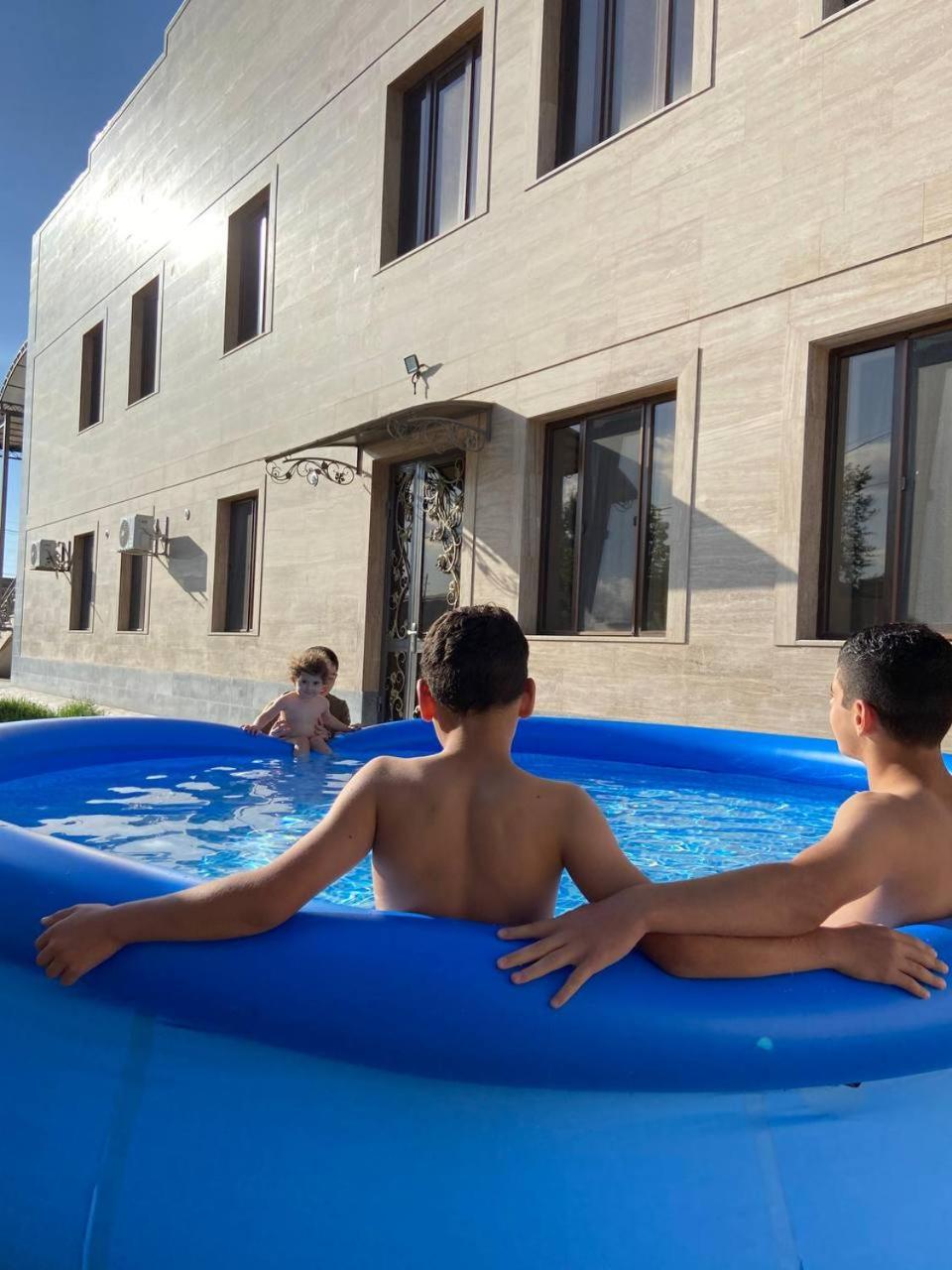 Rubenyan Guest House Artashat エクステリア 写真